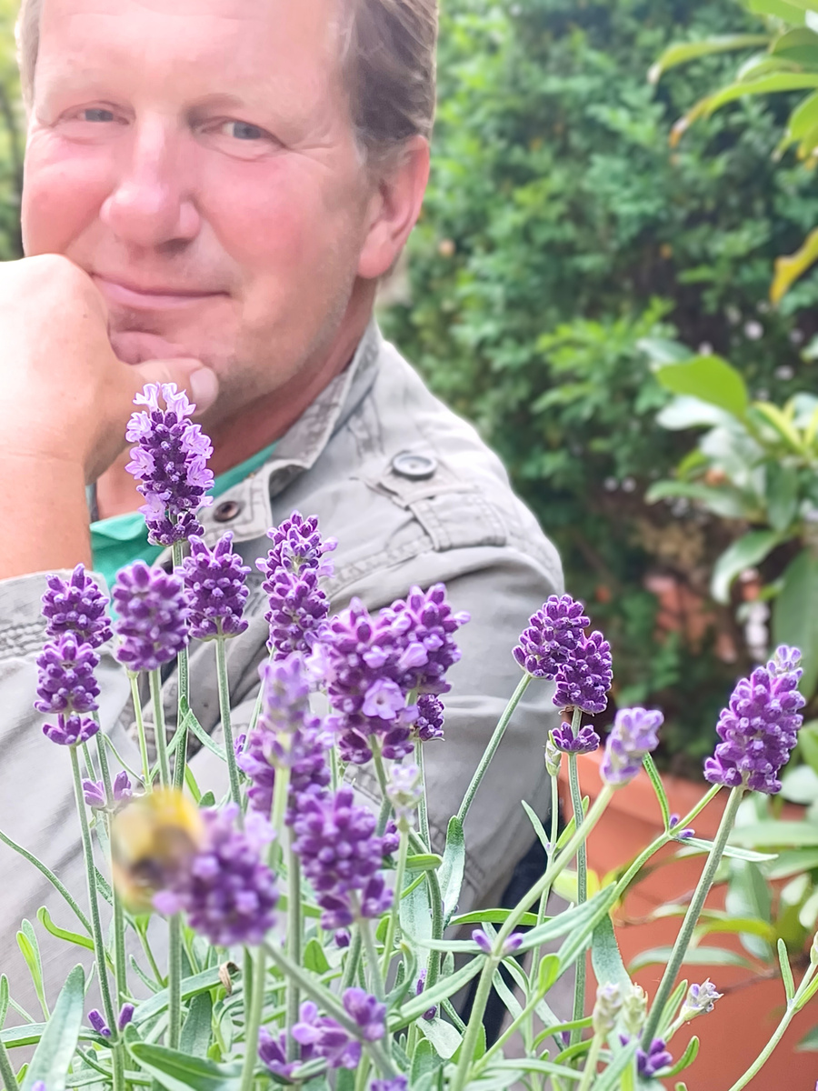 zum Kultivateur Ulrich Hupe und seiner Leidenschaft für Stauden, Lavendel und andere Blumen